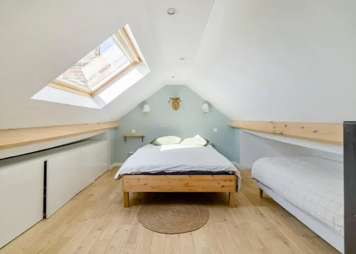 Dom wakacyjny Large Maison De 5 Avec Jardin Saint Maur Proche Centre Lille *