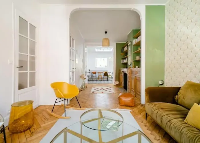 Large Maison De 5 Avec Jardin Saint Maur Proche Centre Lille Dom wakacyjny La Madeleine (Nord)